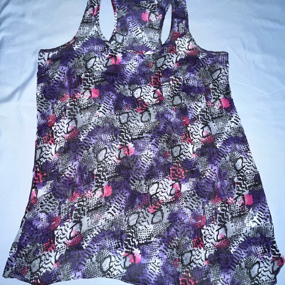 Miley Cyrus Purple and Pink‎ Patterned Women's Tank Top Size Medium